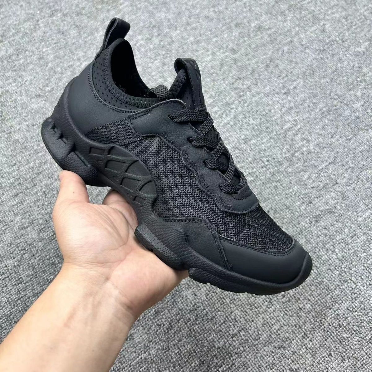 Trendy Luxury Athletic Shoes M – Hunting Outdoor Brand Bewertung und Preis